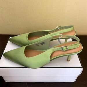 Old Navy Womens Avocado Green Satin Slingback Pointed Toe Kitten Heels Size 7.5